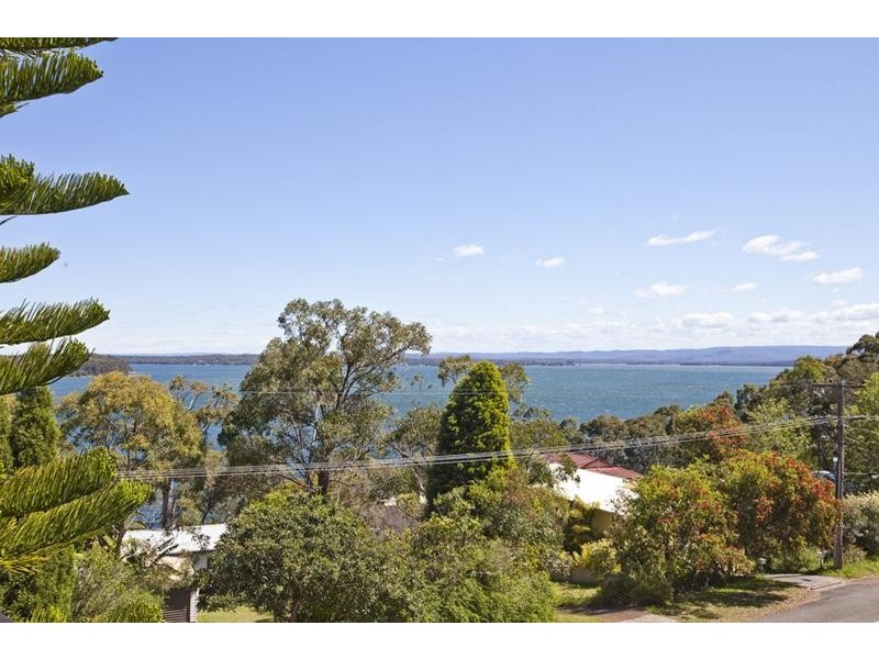 275 Dobell Drive, Wangi Wangi NSW 2267