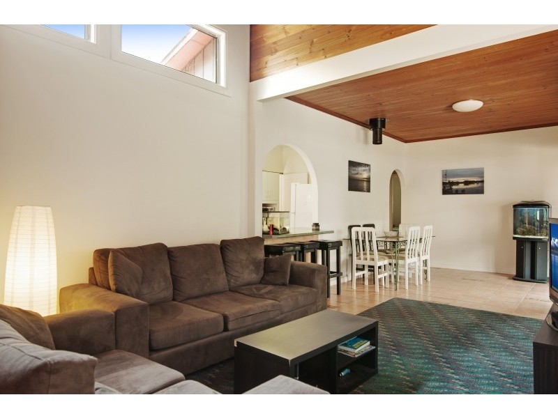 8 Rees Street, Wangi Wangi NSW 2267