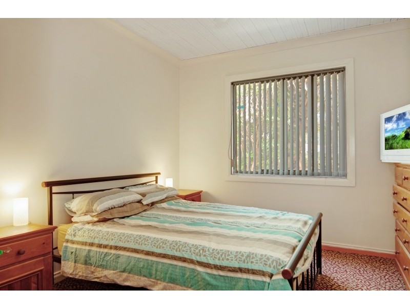 8 Rees Street, Wangi Wangi NSW 2267