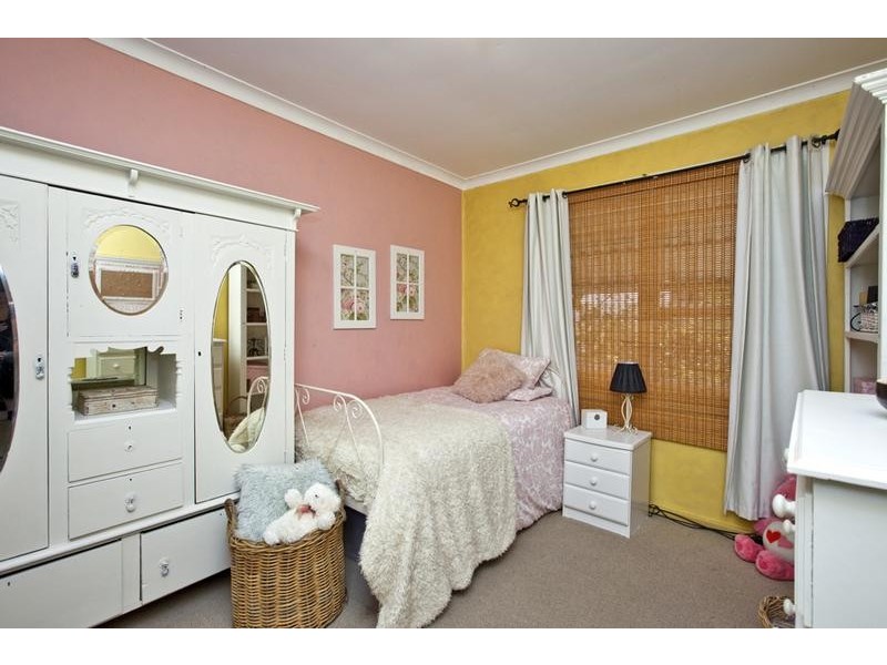 22 Rofe Street, Coal Point NSW 2283