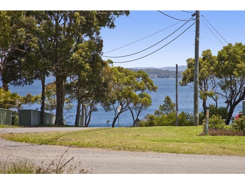 69 Wangi Point Road, Wangi Wangi NSW 2267