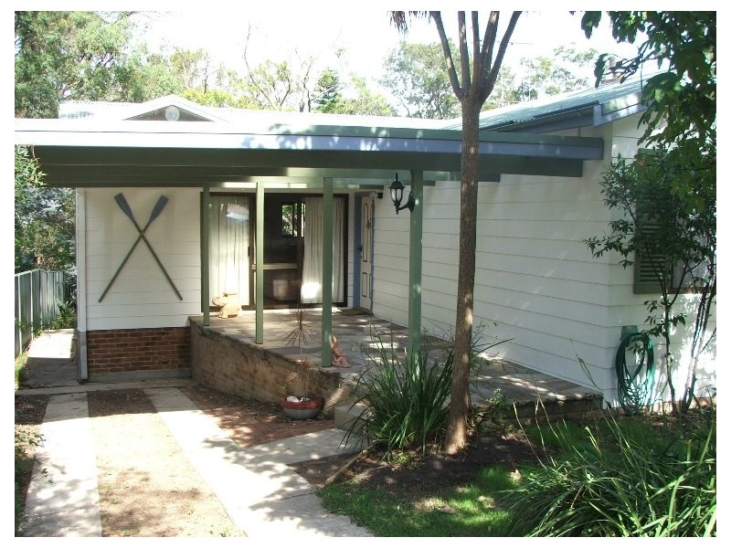 391 Coal Point Road, Coal Point NSW 2283