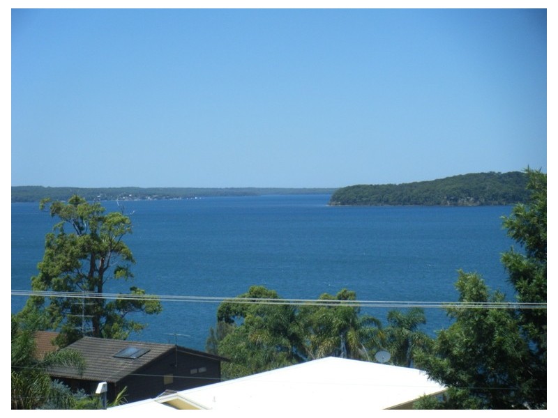 265 Dobell Drive, Wangi Wangi NSW 2267
