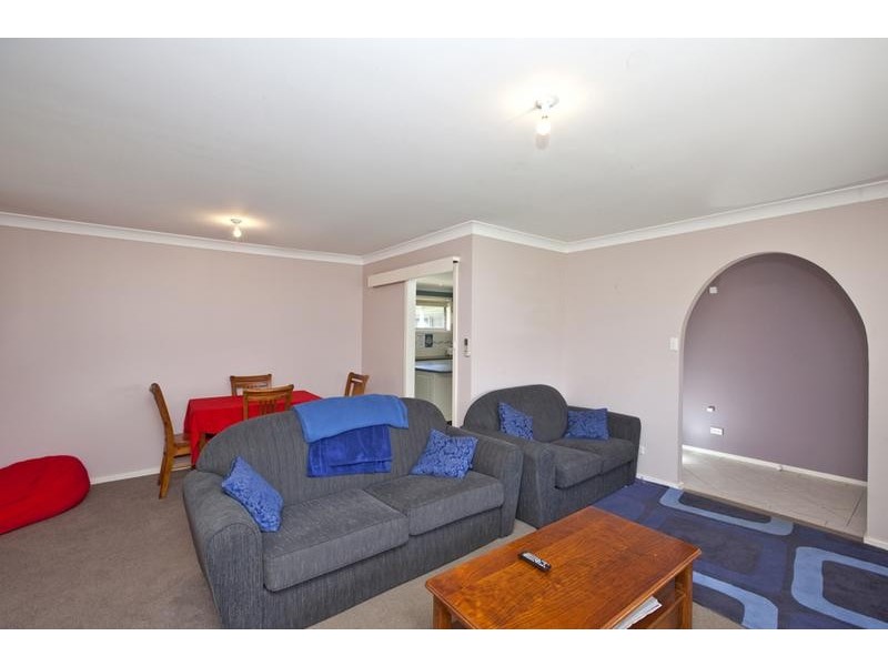16 Hillcrest Avenue, Rathmines NSW 2283