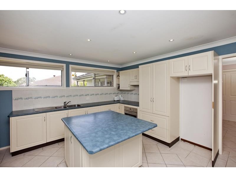 16 Hillcrest Avenue, Rathmines NSW 2283