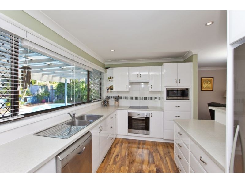 24 Haslemere Crescent, Buttaba NSW 2283