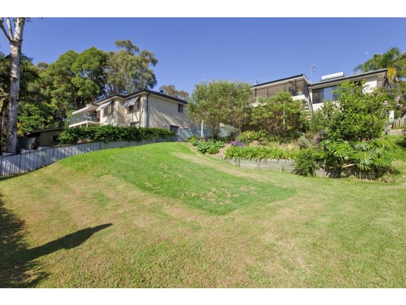 24 Haslemere Crescent, Buttaba NSW 2283