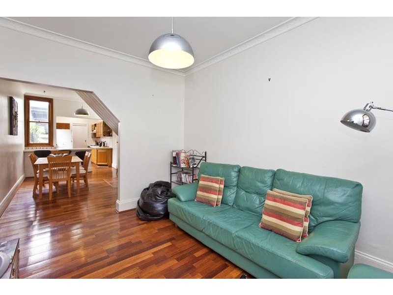 28 Railway Street, Cooks Hill NSW 2300