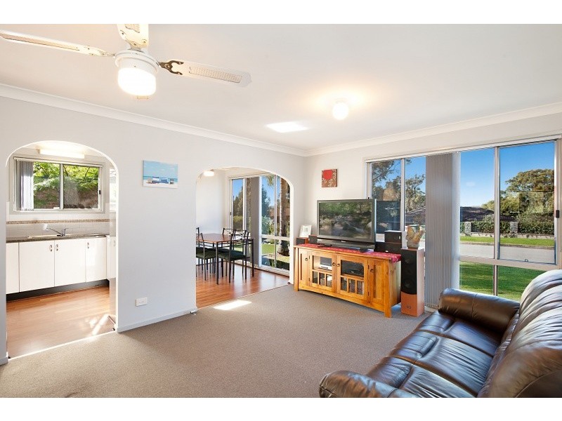 31 Muswellbrook Crs, Booragul NSW 2284