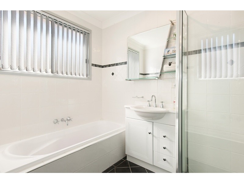 31 Muswellbrook Crs, Booragul NSW 2284