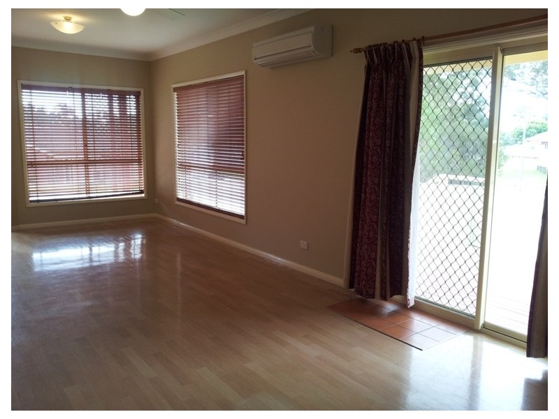 2/15 Defender Close, Marmong Point NSW 2284