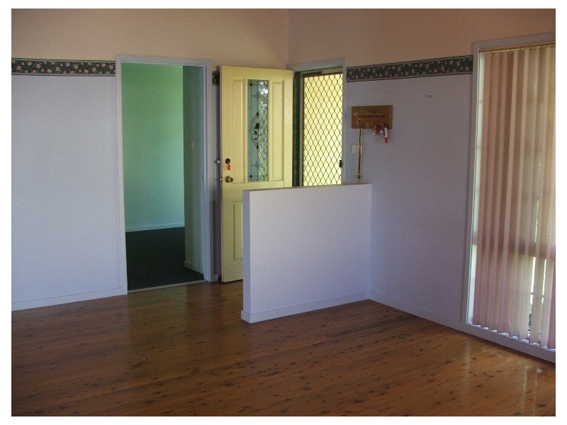 142 Sealand Road, Fishing Point NSW 2283