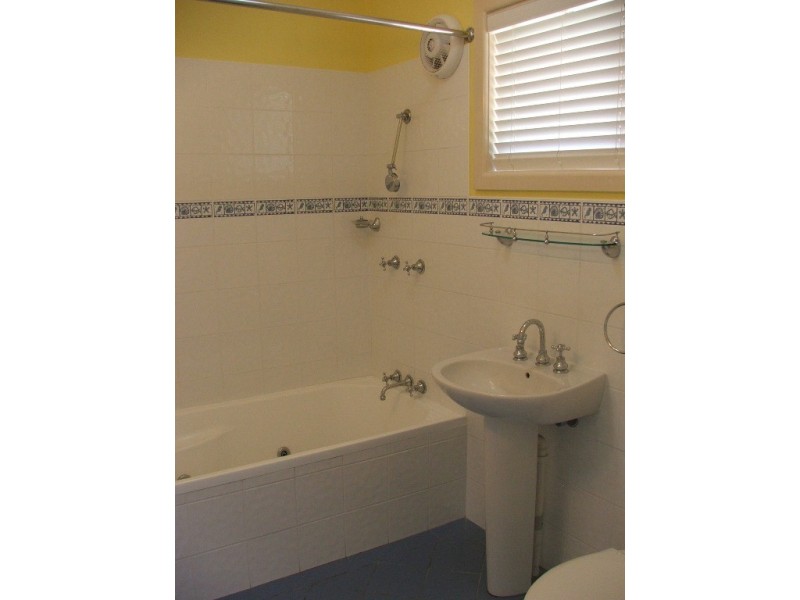 44 Dora Street, Dora Creek NSW 2264