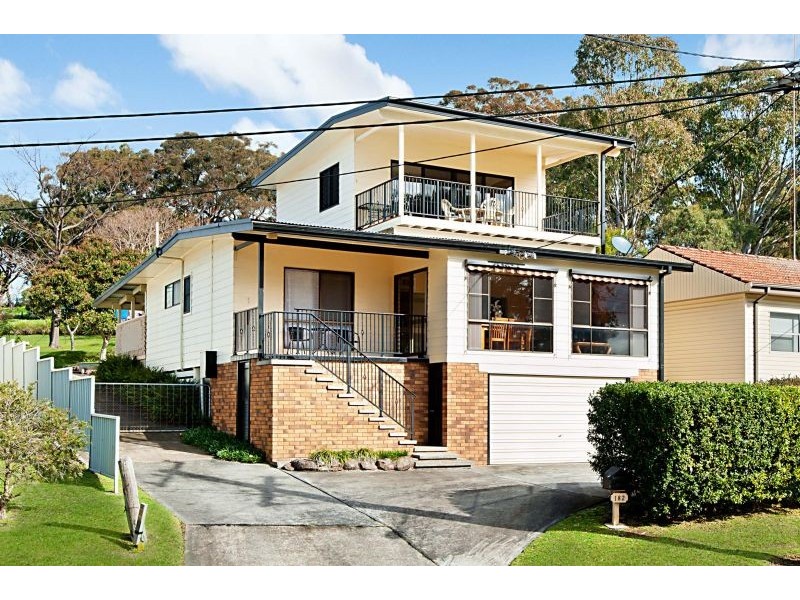 182 Watkins Road, Wangi Wangi NSW 2267