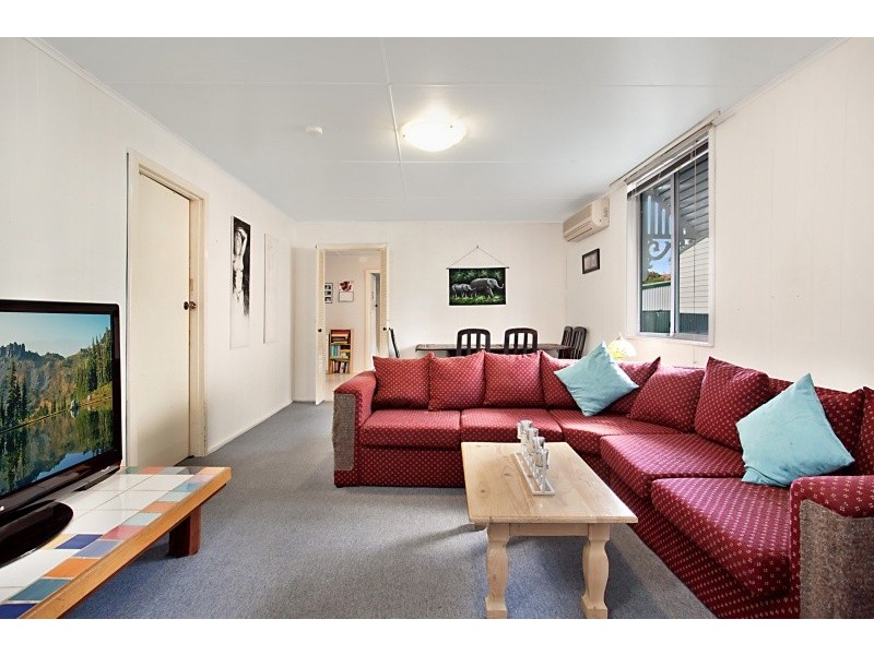 6 Gavey Street, Mayfield NSW 2304