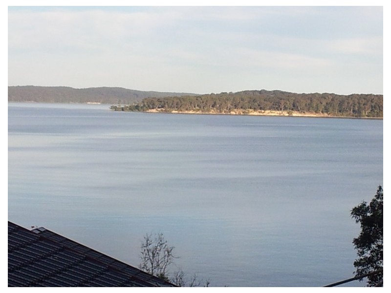 84 Beach Road, Wangi Wangi NSW 2267