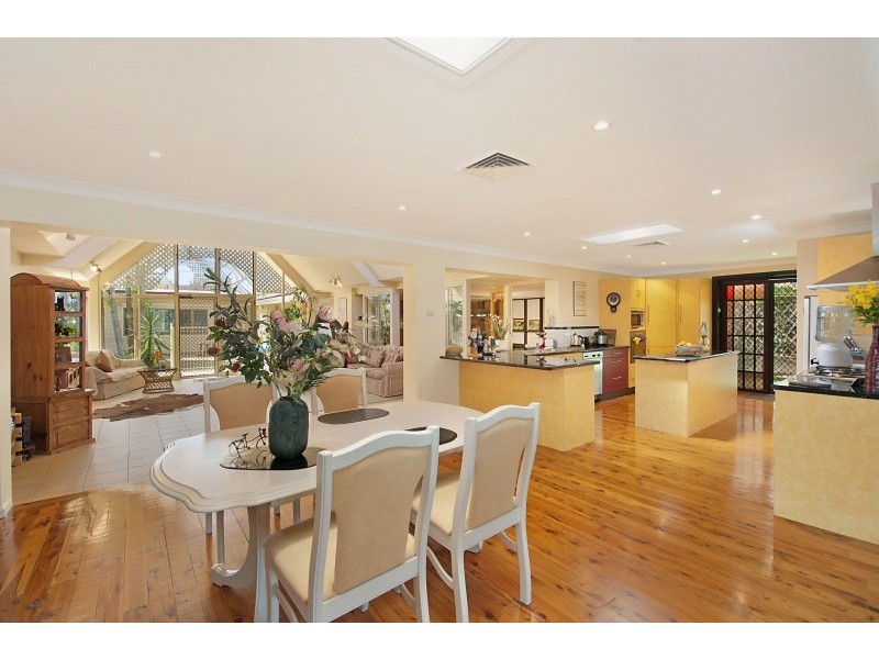 64 Middle Point Road, Bolton Point NSW 2283