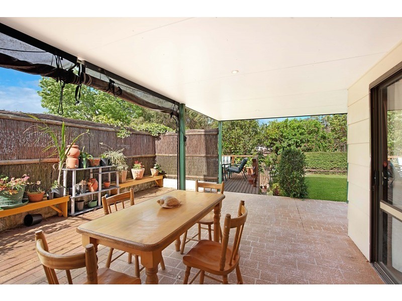 27 Sandra Street, Fennell Bay NSW 2283