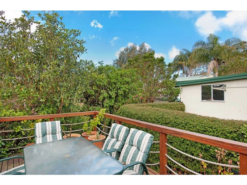 27 Sandra Street, Fennell Bay NSW 2283