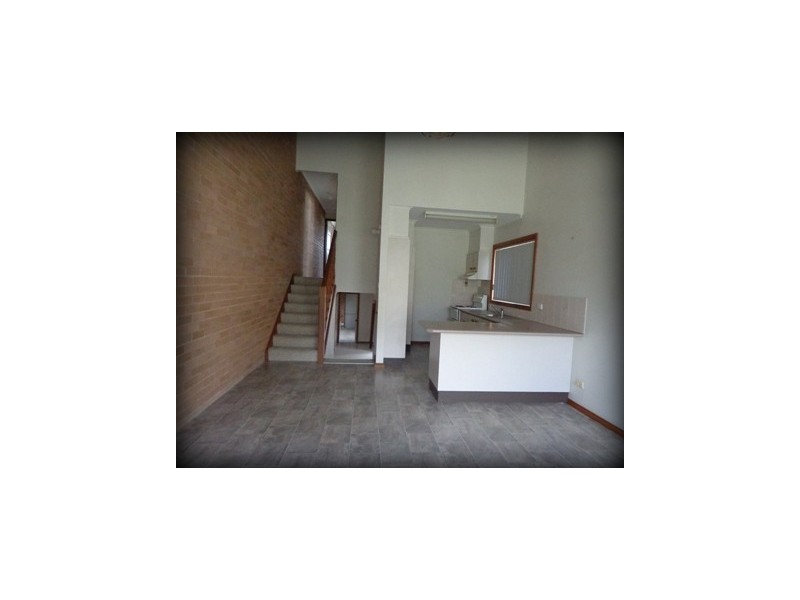 1/12A French Road, Wangi Wangi NSW 2267