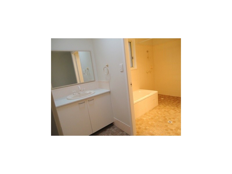 74 Lakeview Road, Wangi Wangi NSW 2267