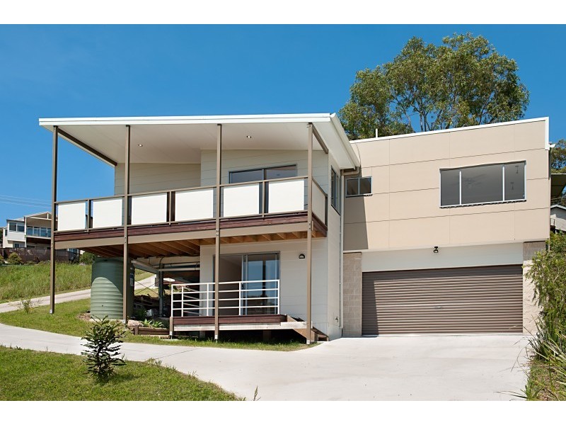 15 Dobell Drive, Wangi Wangi NSW 2267