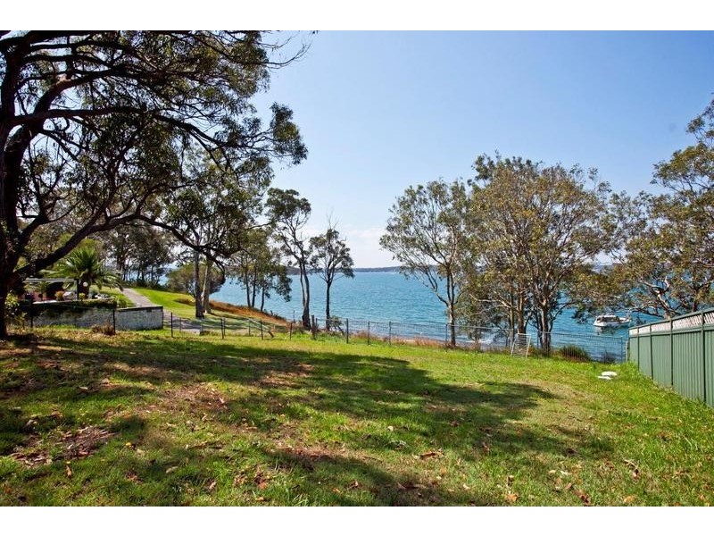 89 Watkins Road, Wangi Wangi NSW 2267