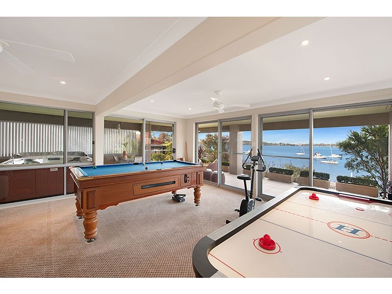 92 Sealand Road, Fishing Point NSW 2283