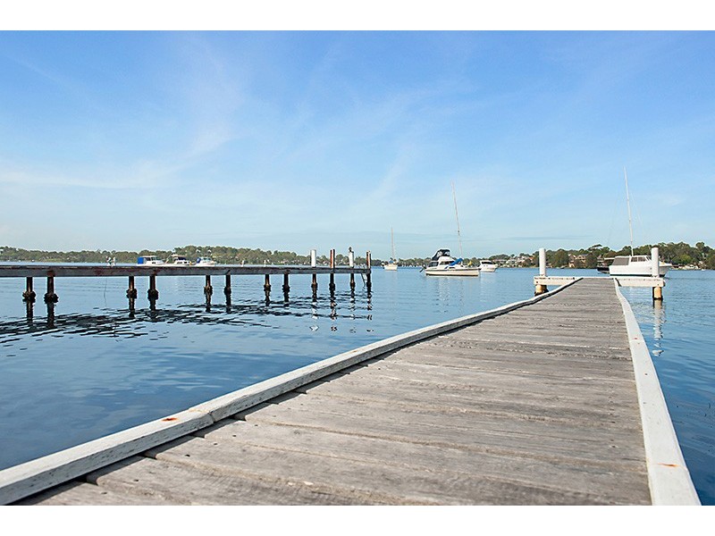 92 Sealand Road, Fishing Point NSW 2283