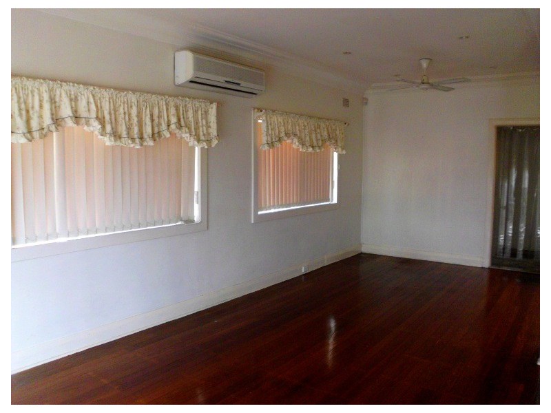 32 Fishing Point Road, Rathmines NSW 2283