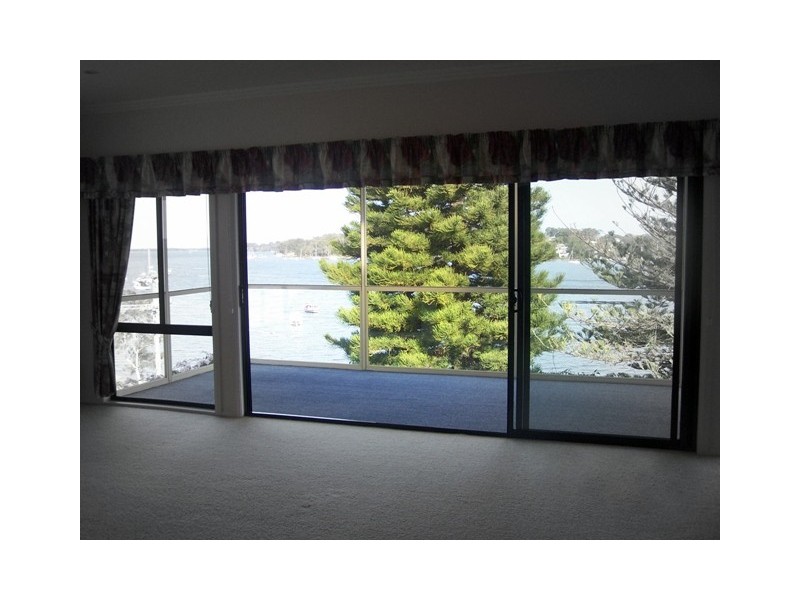 86 Alexander Parade, Arcadia Vale NSW 2283