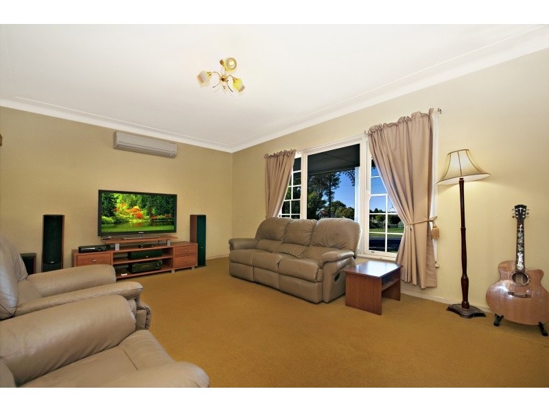 27 William Street, Toronto NSW 2283