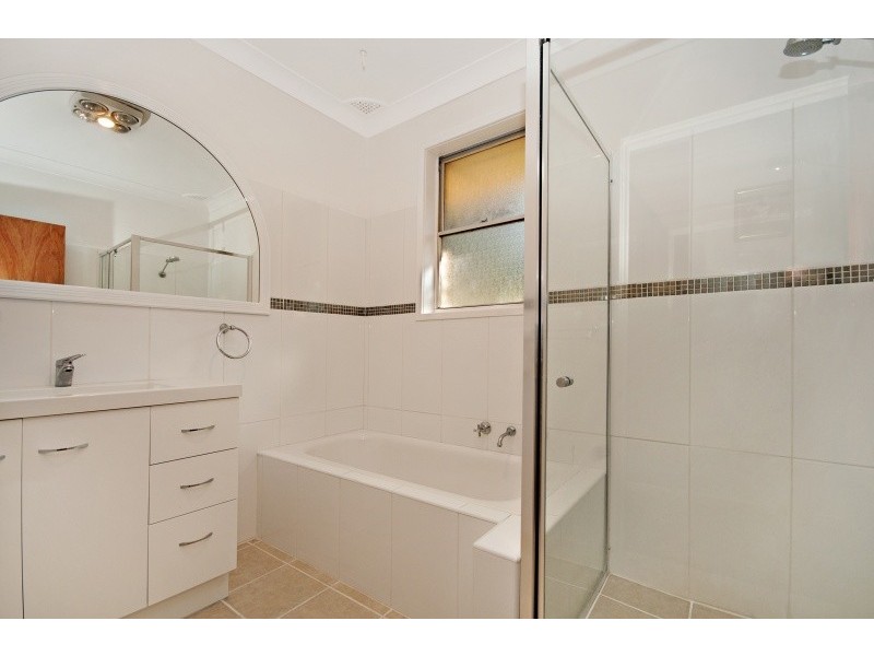 4 Gilwell Close, Fennell Bay NSW 2283