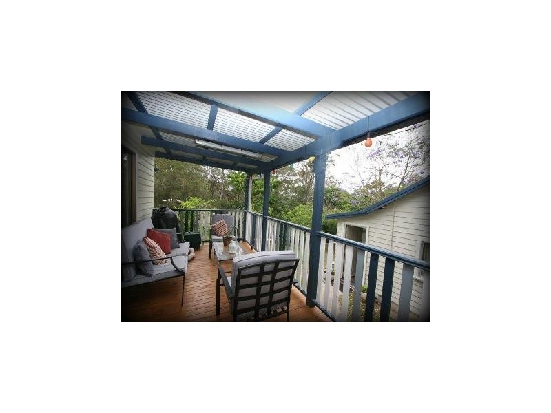 1 Coal Point Road, Coal Point NSW 2283