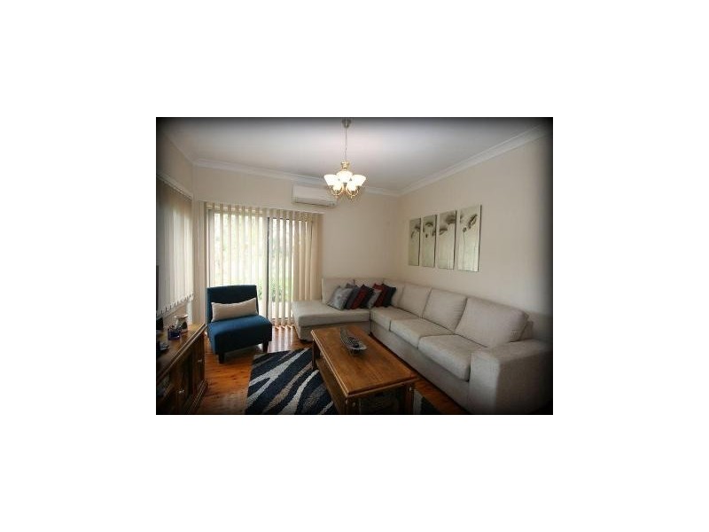 1 Coal Point Road, Coal Point NSW 2283