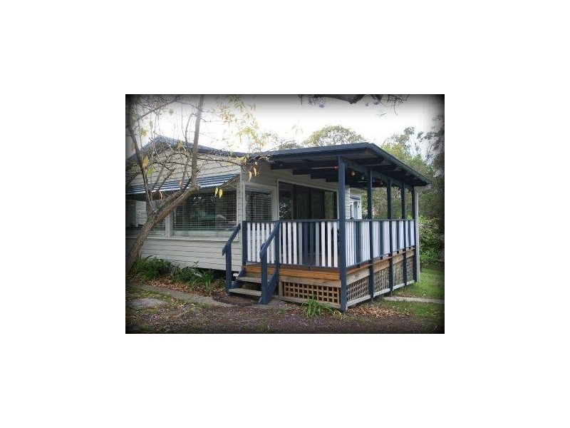 1 Coal Point Road, Coal Point NSW 2283