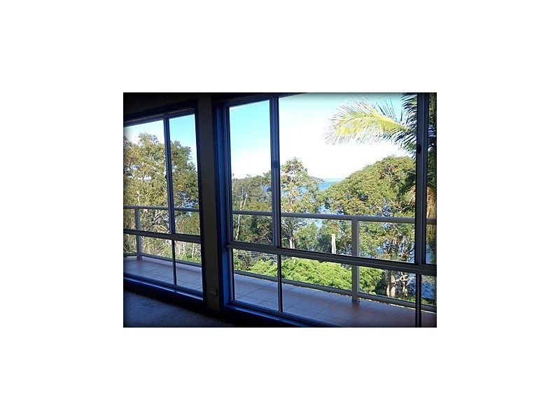 35 Beach Road, Wangi Wangi NSW 2267