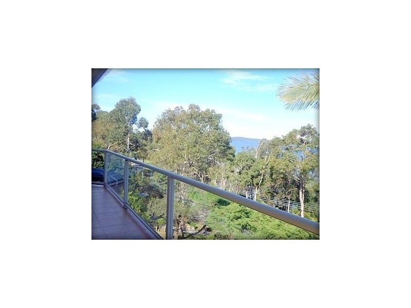 35 Beach Road, Wangi Wangi NSW 2267