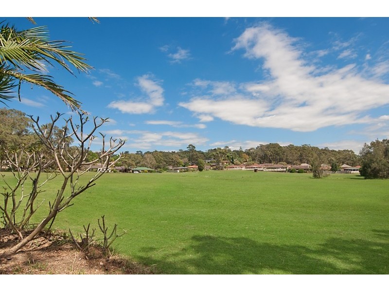 10 Angela Close, Carey Bay NSW 2283