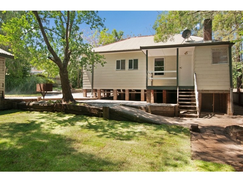 152 Railway Street, Teralba NSW 2284