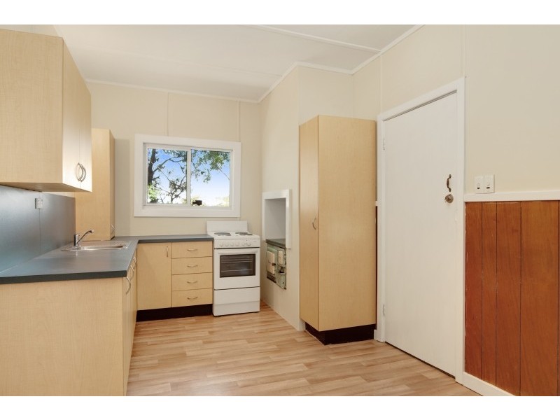 152 Railway Street, Teralba NSW 2284