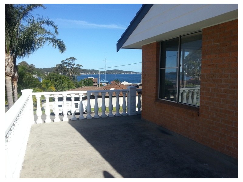 3 Ralfe Crescent, Kilaben Bay NSW 2283