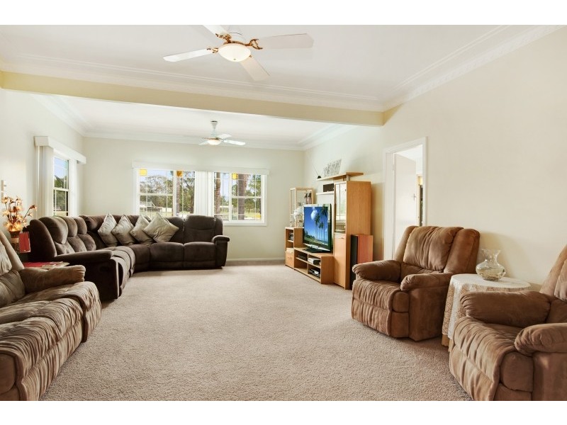 42 Fennell Crescent, Blackalls Park NSW 2283