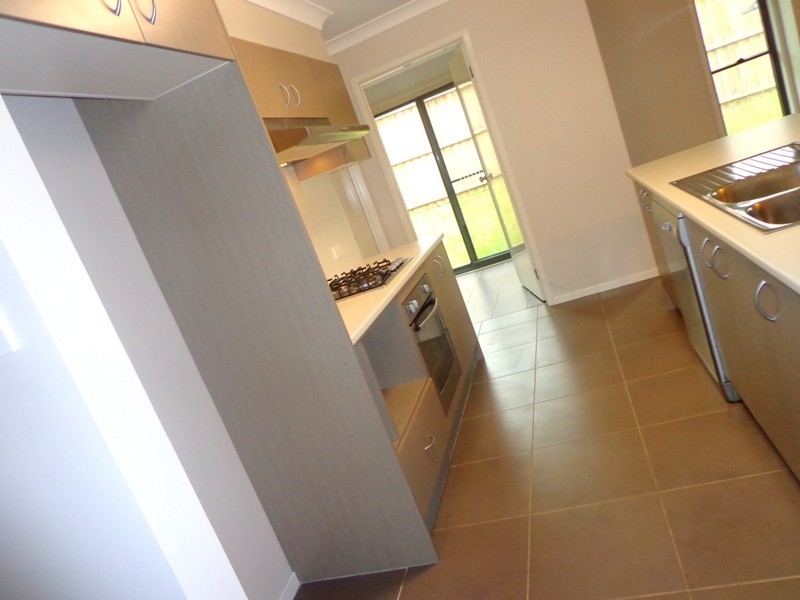 1 Bowerbird Close, Aberglasslyn NSW 2320