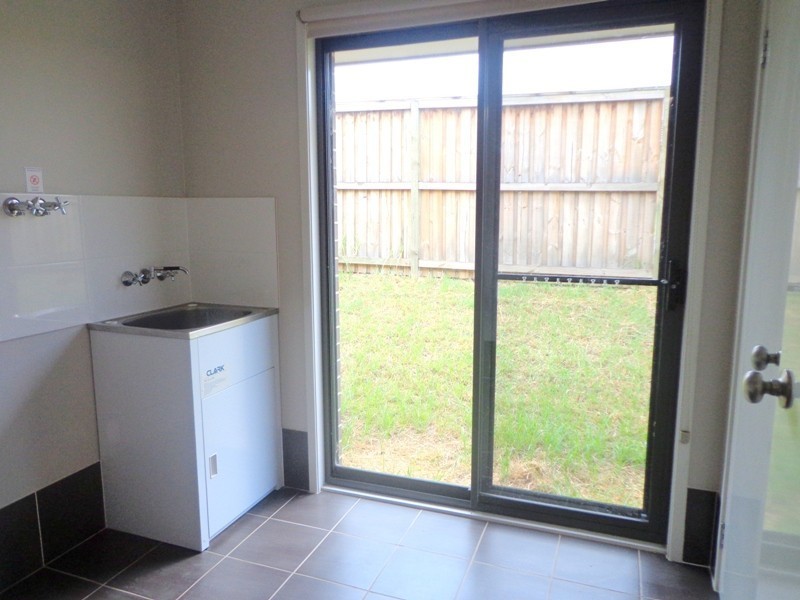 1 Bowerbird Close, Aberglasslyn NSW 2320