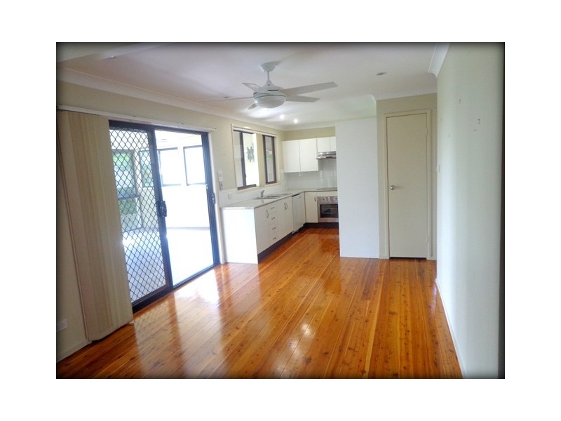 15 Noorumba Close, Carey Bay NSW 2283