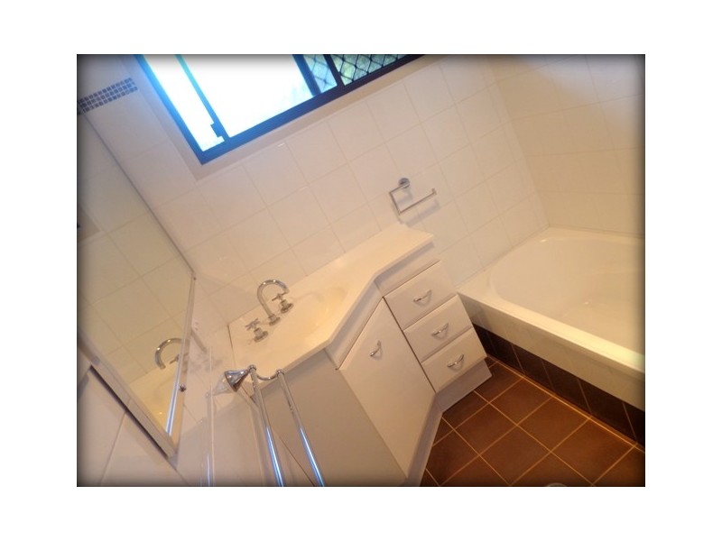 15 Noorumba Close, Carey Bay NSW 2283