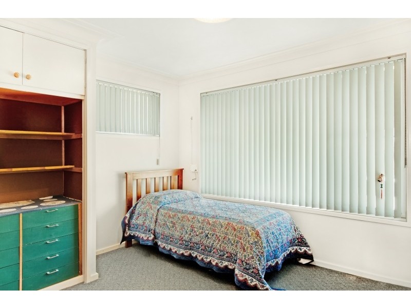 18 Barina Avenue, Kilaben Bay NSW 2283