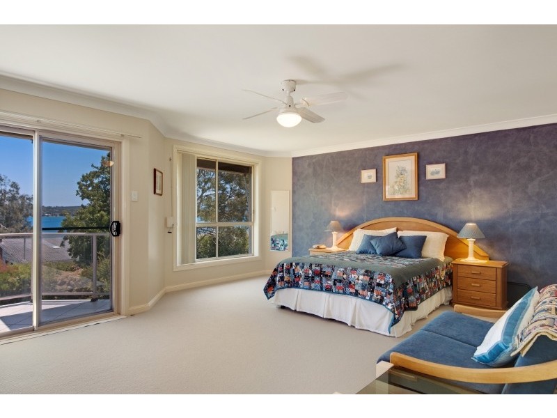267 Coal Point Road, Coal Point NSW 2283