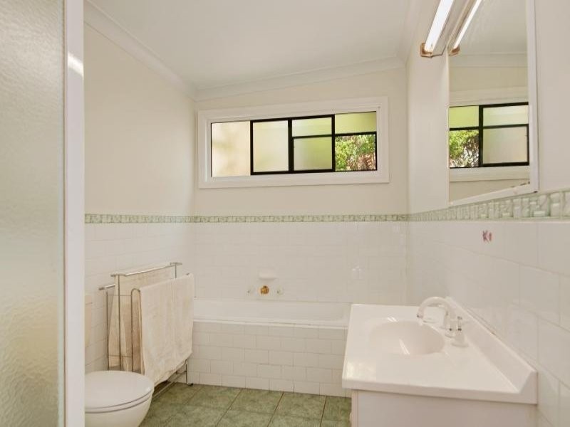 8 Rees Street, Wangi Wangi NSW 2267
